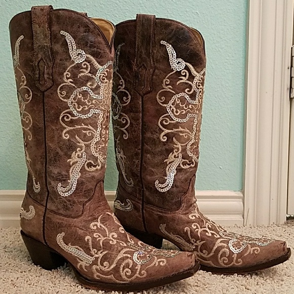 corral silver boots